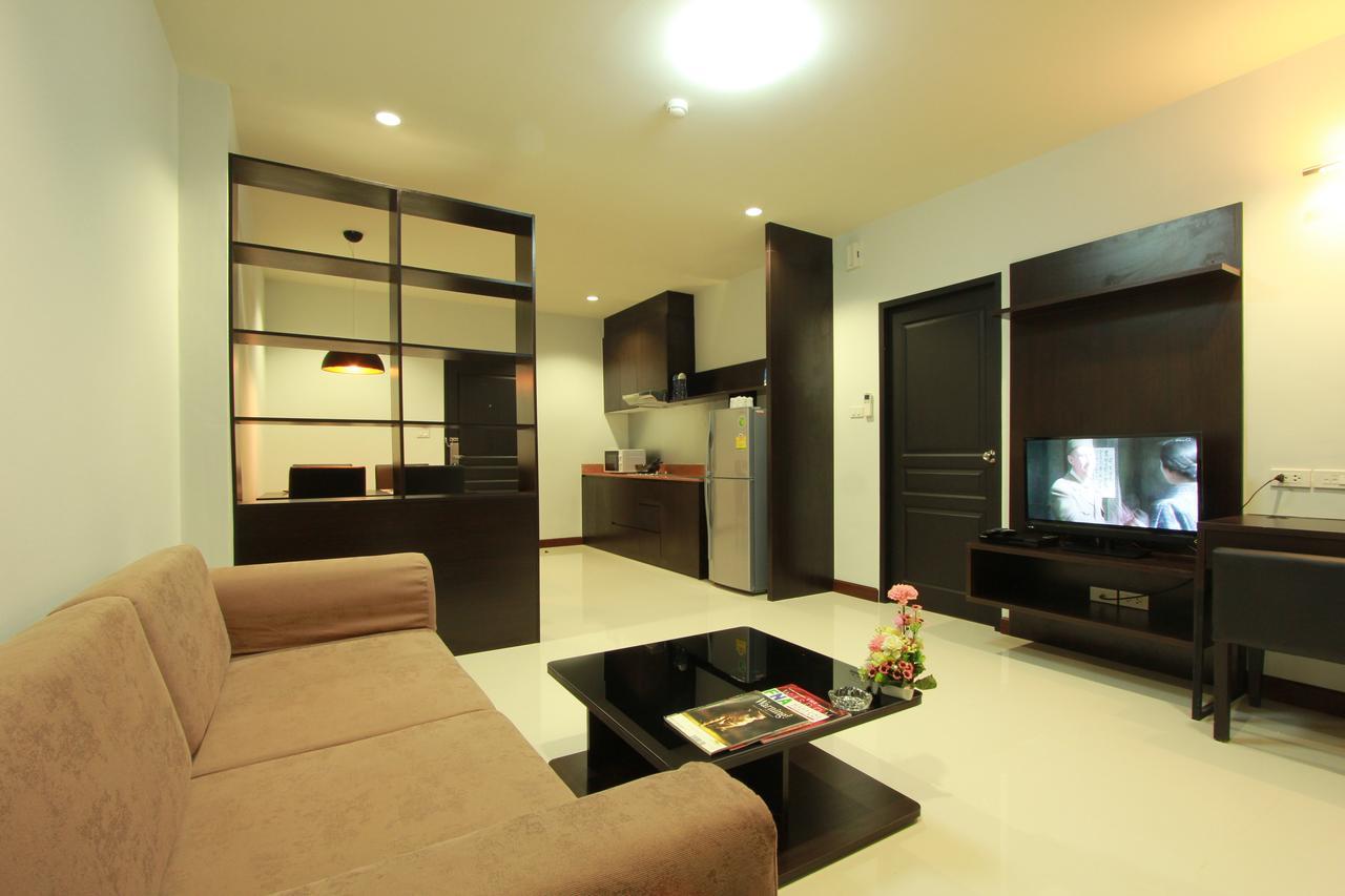 The Park 304 Executive Serviced Apartment Si Maha Phot Exterior foto